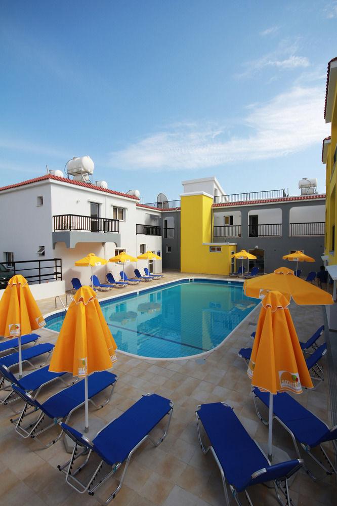 Sea Cleopatra Napa Annex Hotel (Adults Only) 아이아 나파 외부 사진